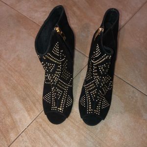 ⭐️⭐️ Gently use booties ⭐️⭐️